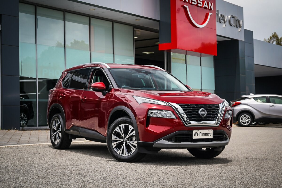 Nissan X-trail image 2