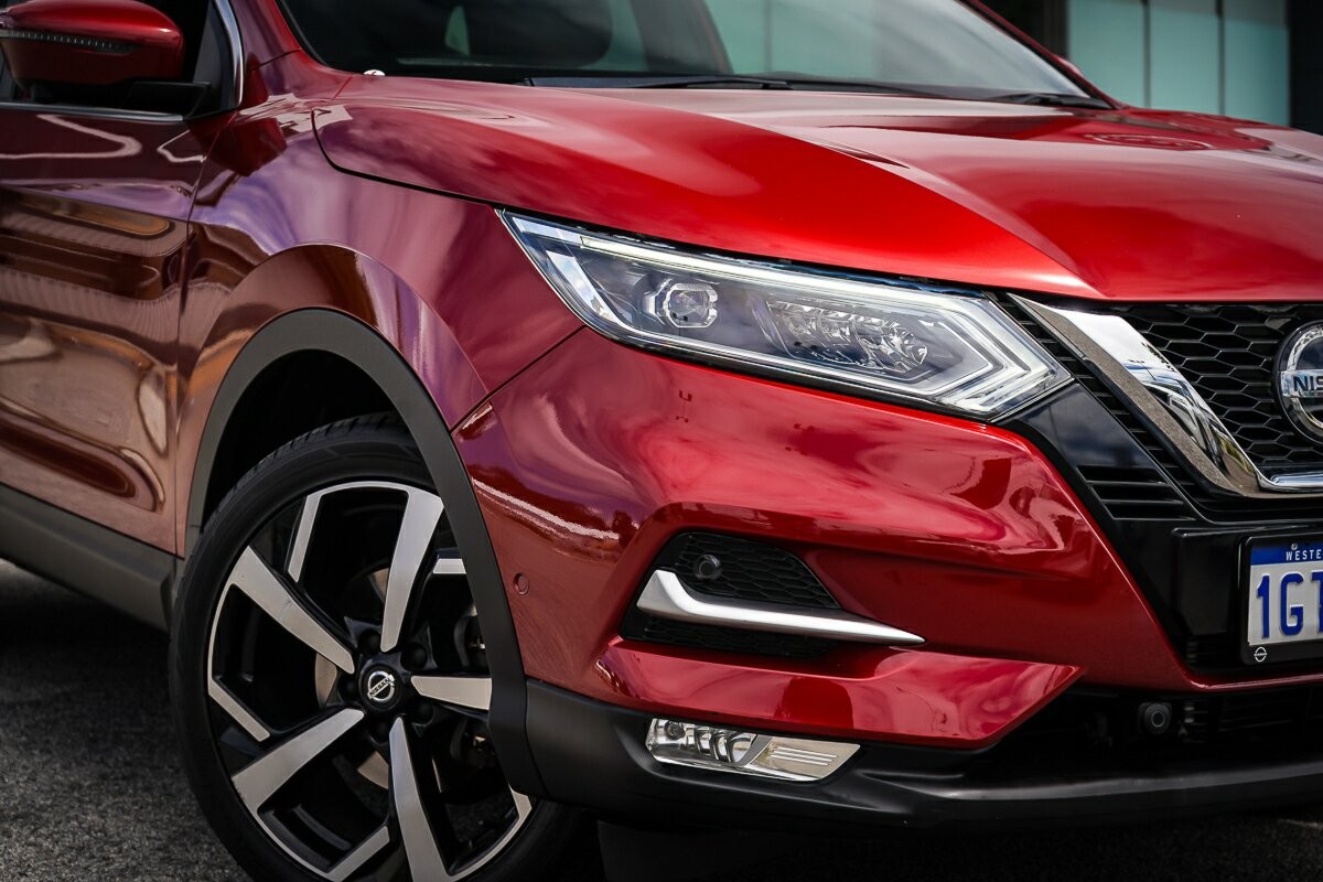 Nissan Qashqai image 2