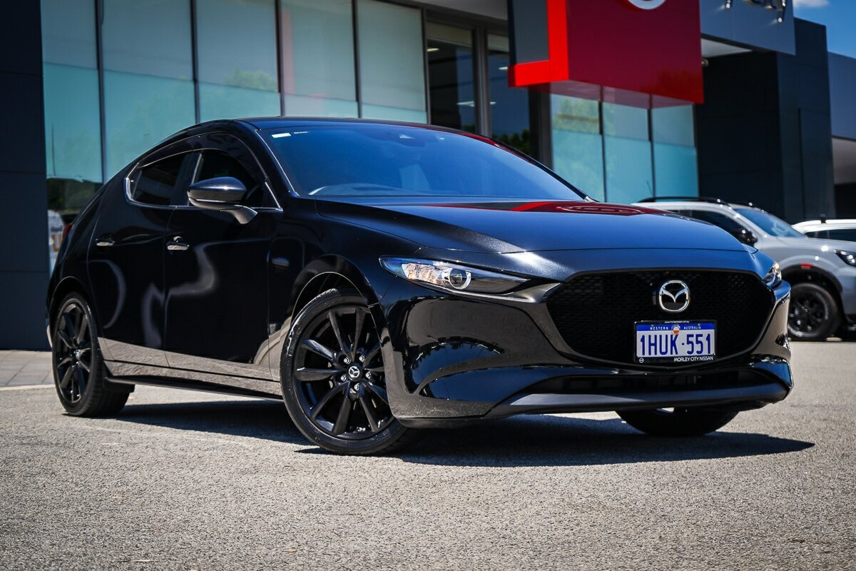 Mazda 3 image 1