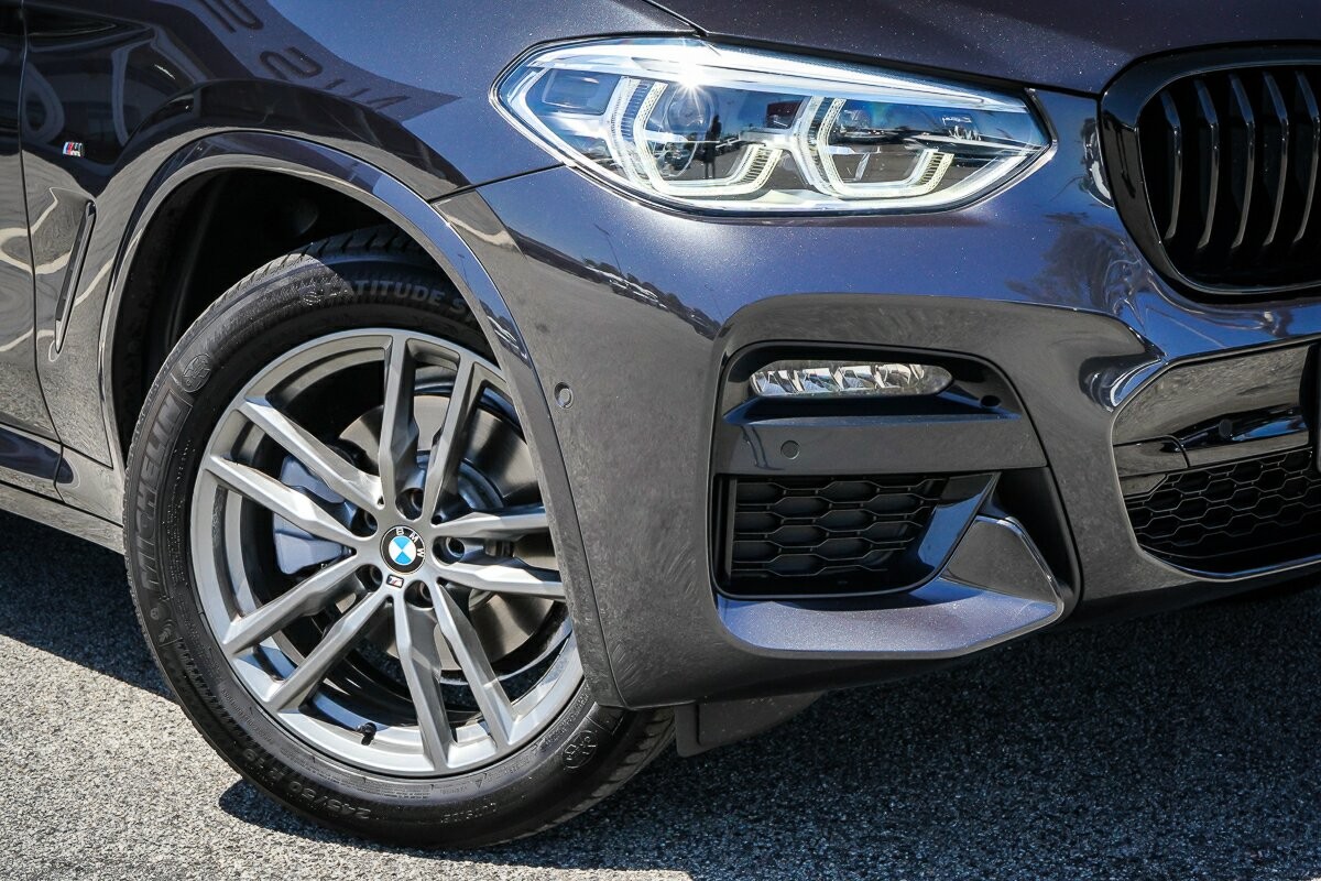 BMW X4 image 2