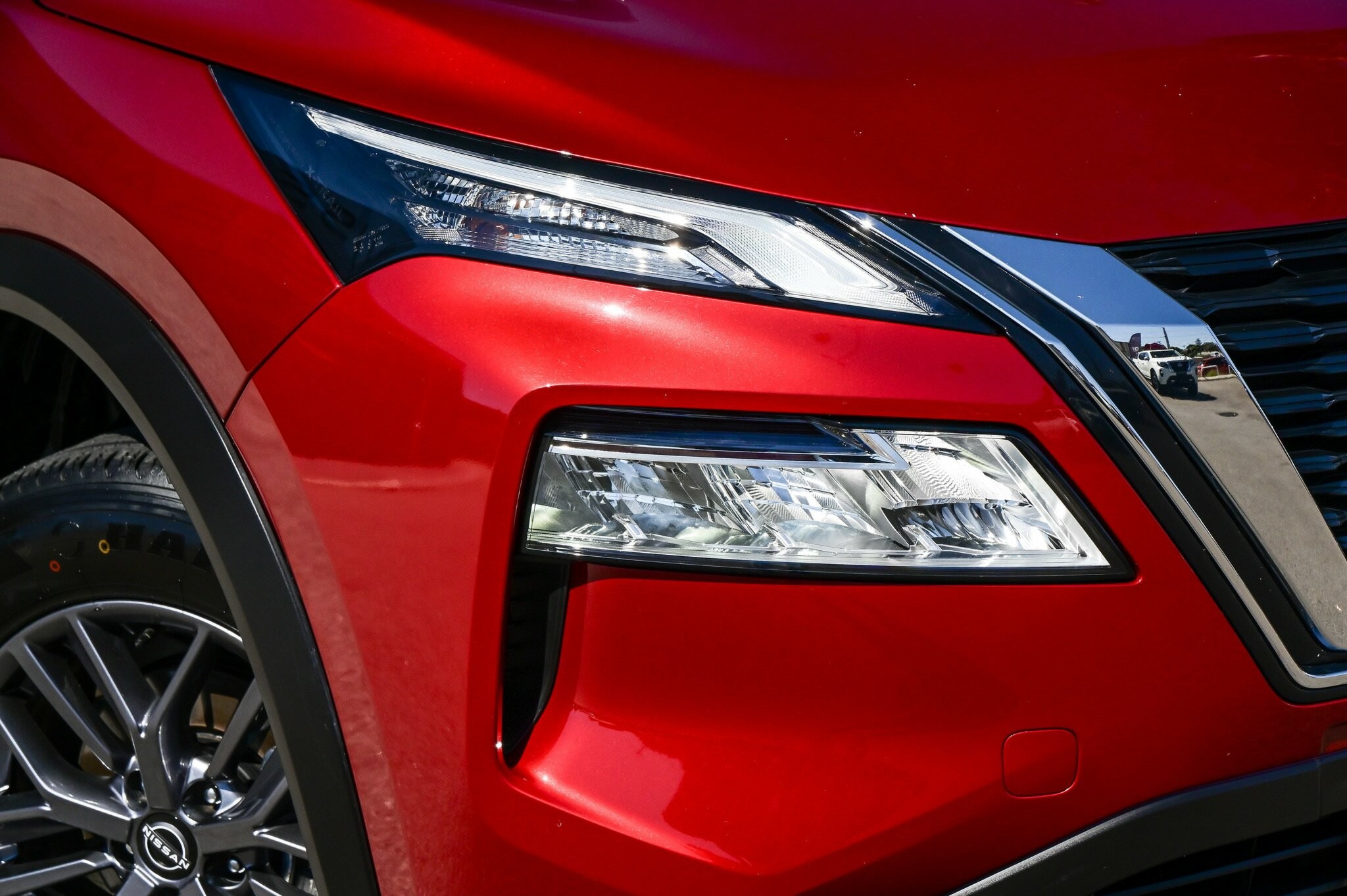 Nissan X-trail image 2