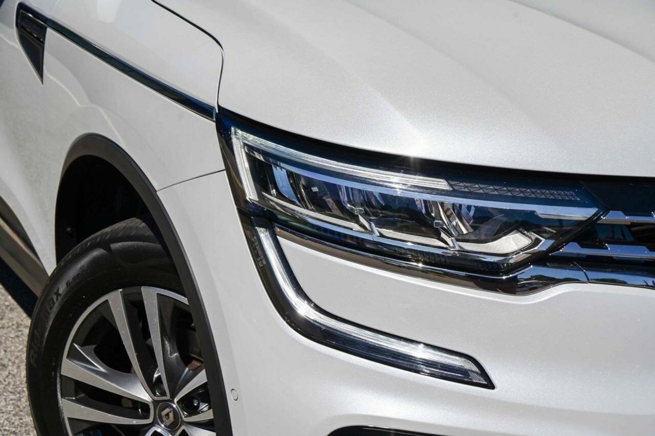 Renault Koleos image 2