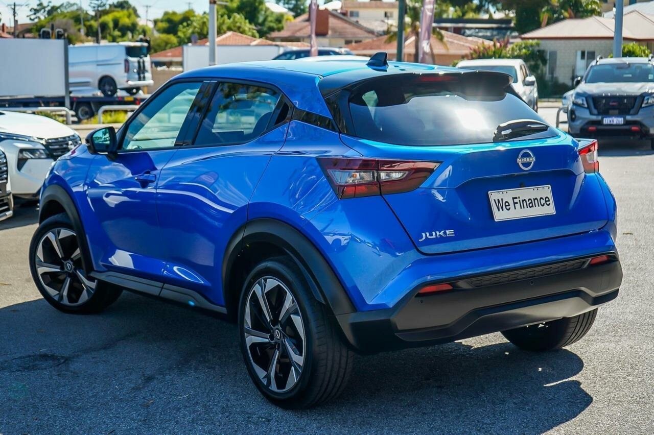 Nissan Juke image 3
