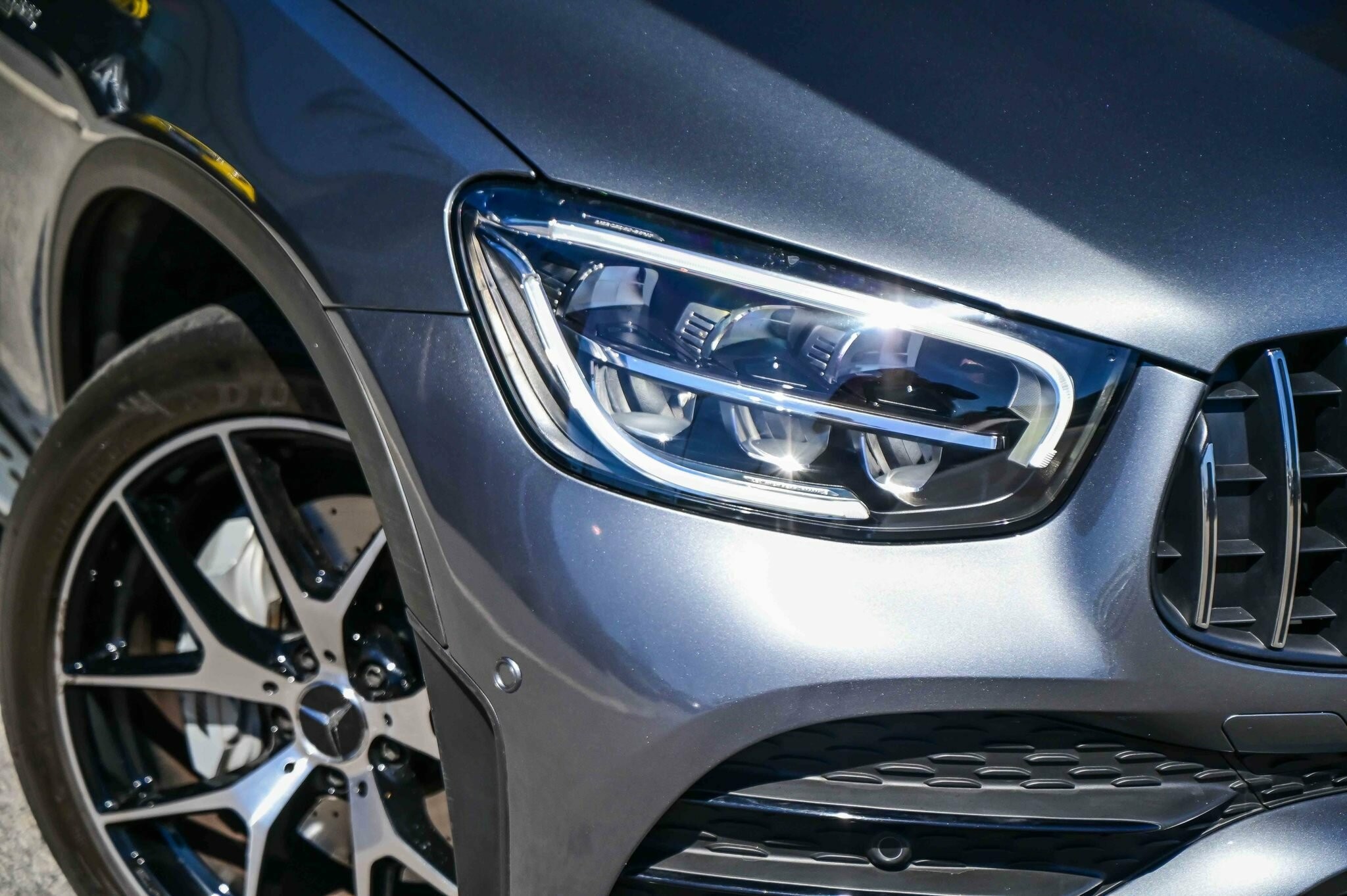 Mercedes Benz Glc-class image 2