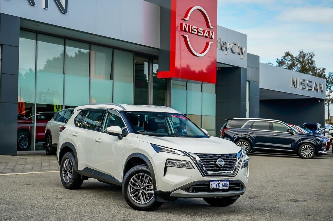 Nissan X-trail image 2