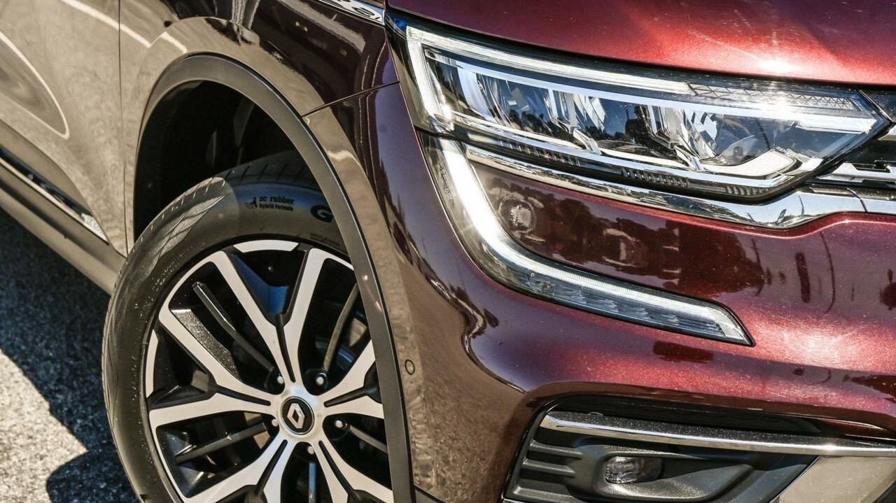 Renault Koleos image 2