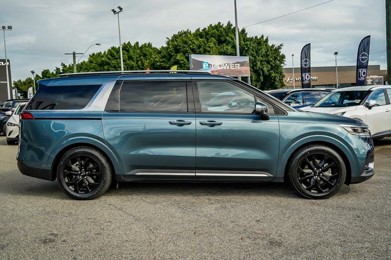 Kia Carnival image 4