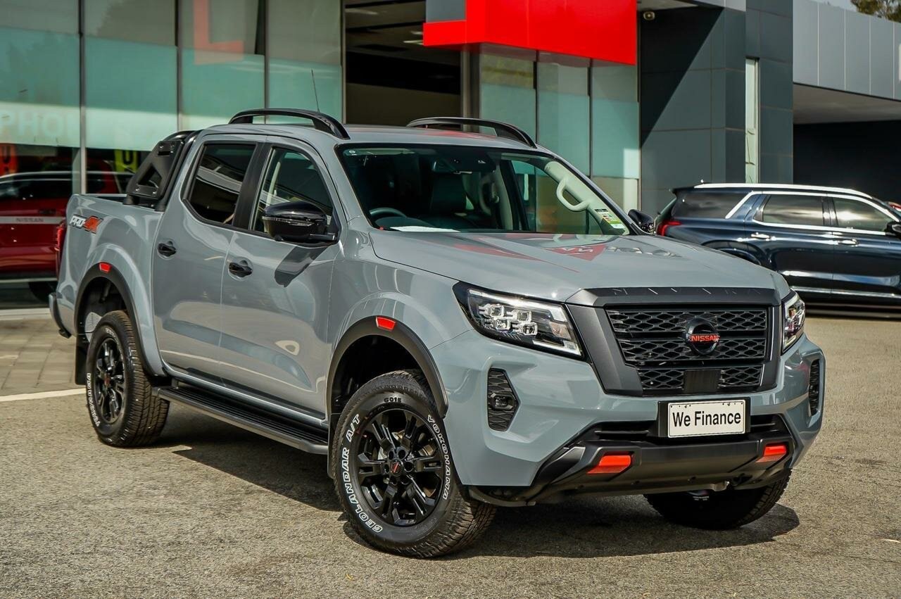 Nissan Navara image 1