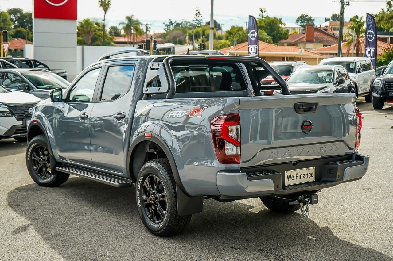Nissan Navara image 3