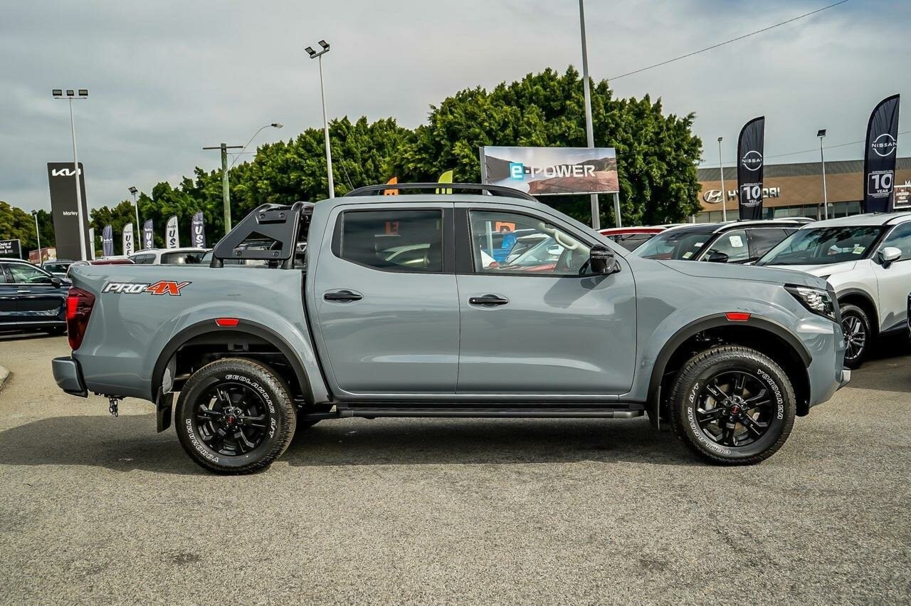 Nissan Navara image 4