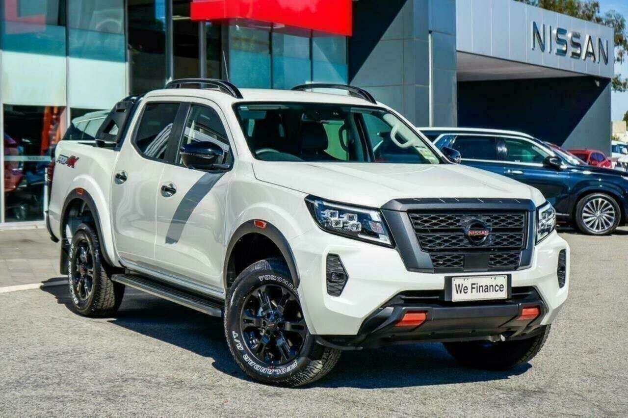 Nissan Navara image 1