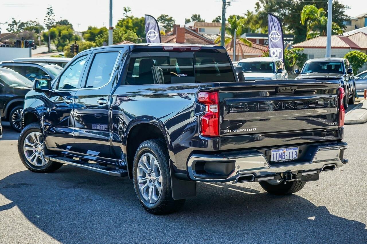 Chevrolet Silverado image 3