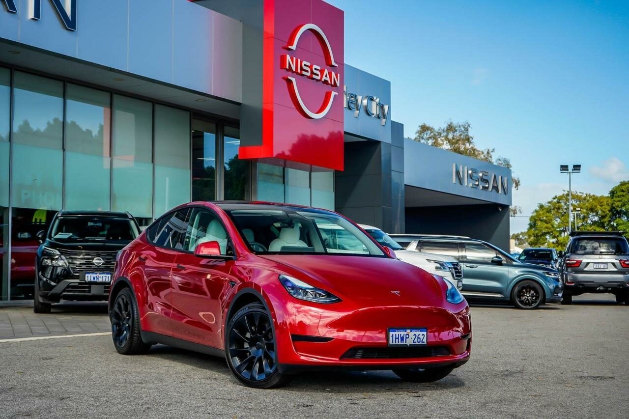 Tesla Model Y image 2