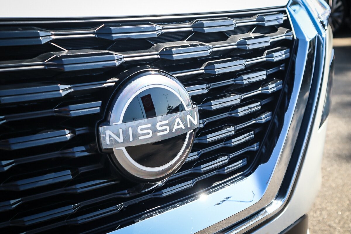 Nissan X-trail image 3