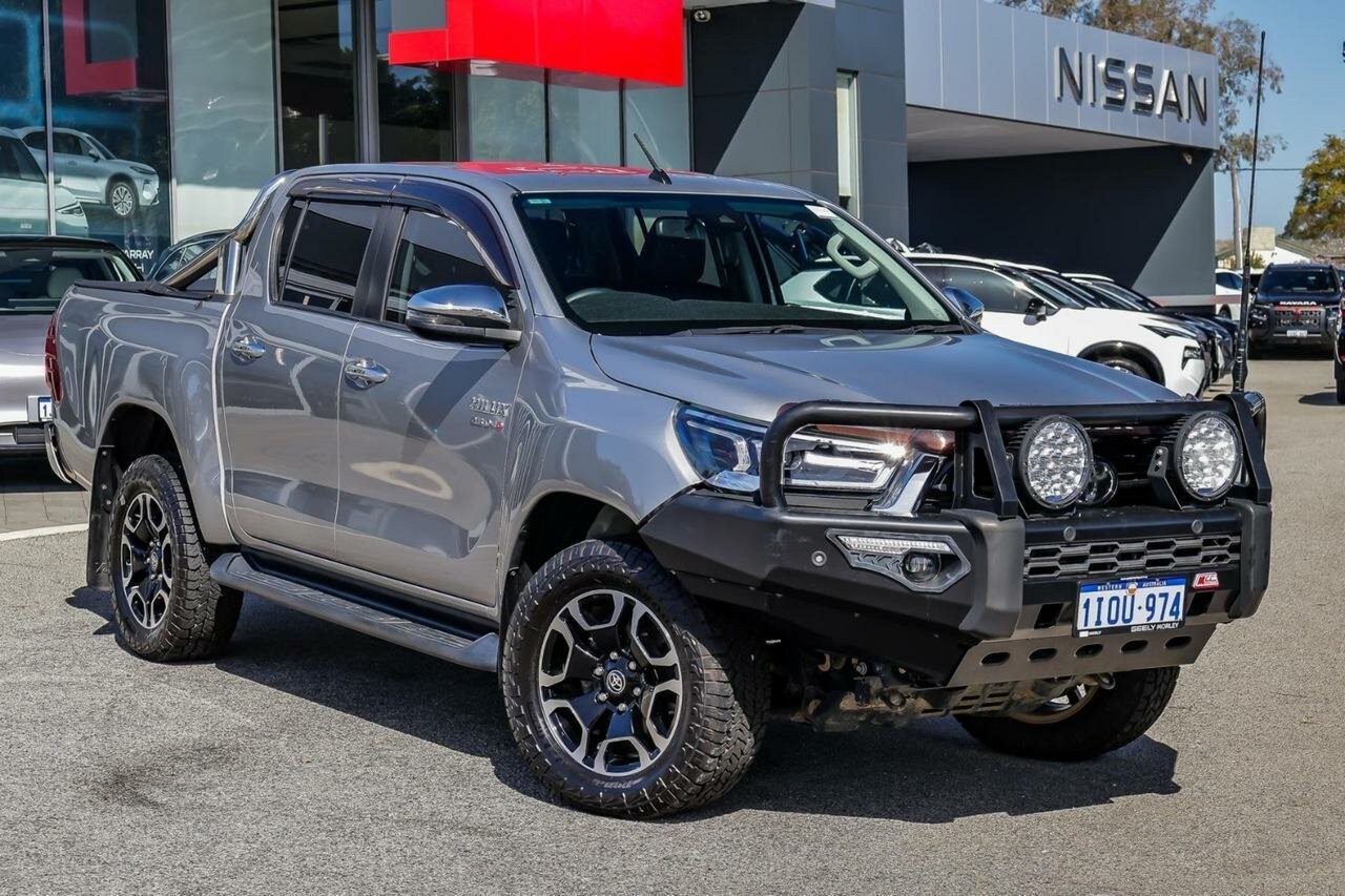 Toyota Hilux image 1