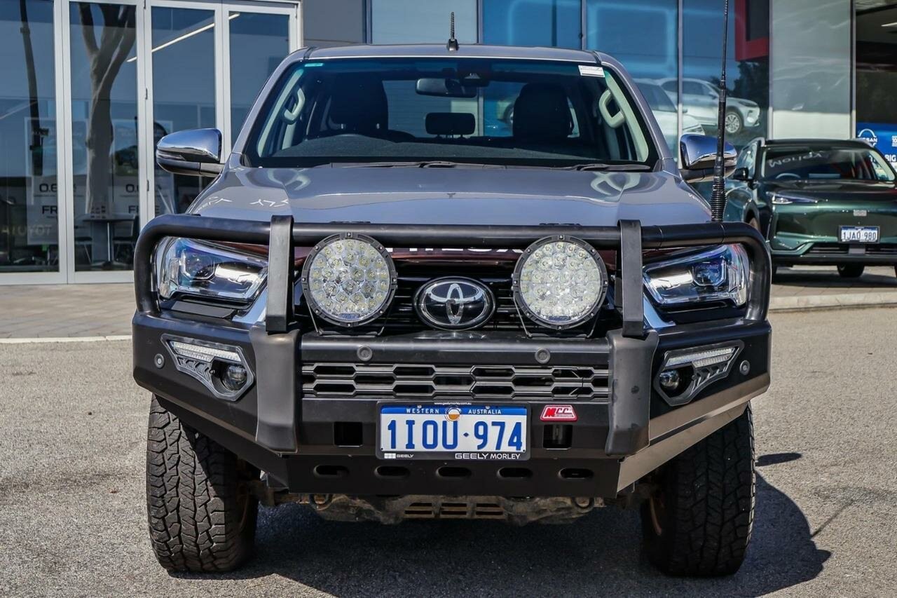 Toyota Hilux image 4