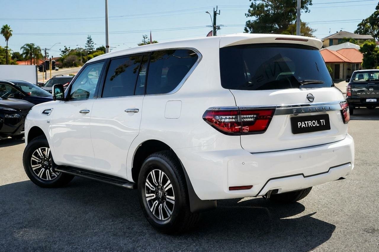 Nissan Patrol image 4