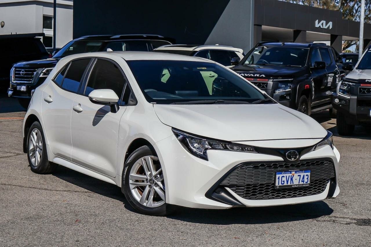 Toyota Corolla image 1