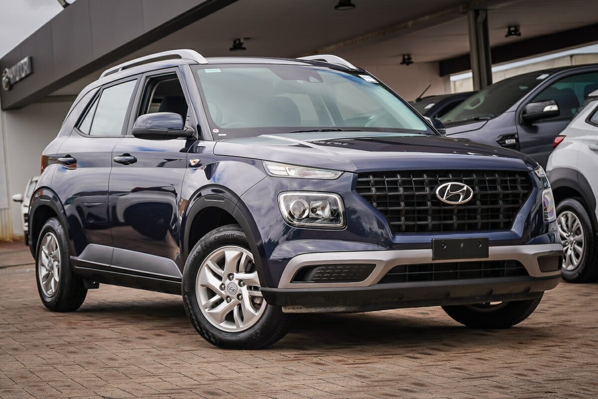 Hyundai Venue image 1