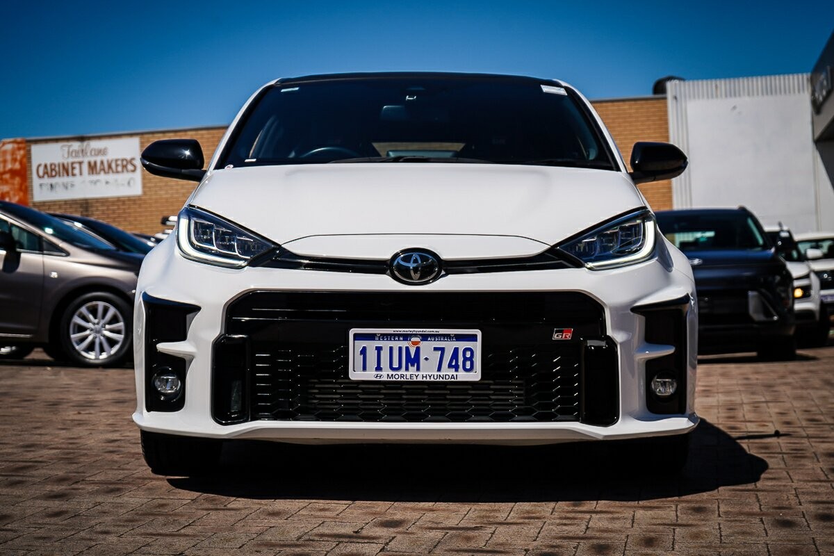 Toyota Yaris image 3