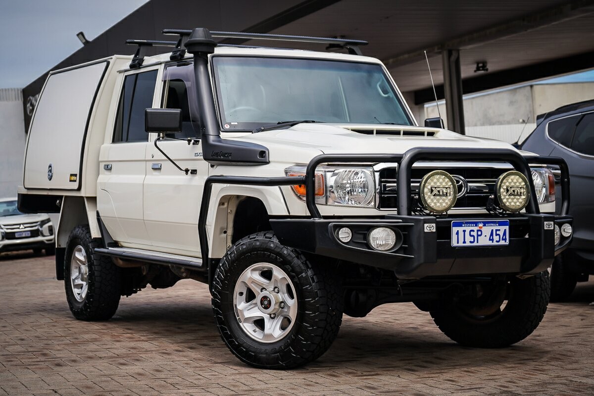Toyota Landcruiser image 1