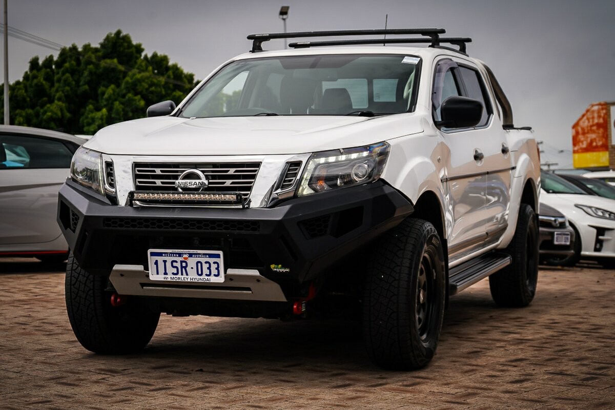 Nissan Navara image 4