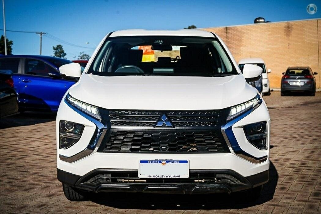 Mitsubishi Eclipse Cross image 3