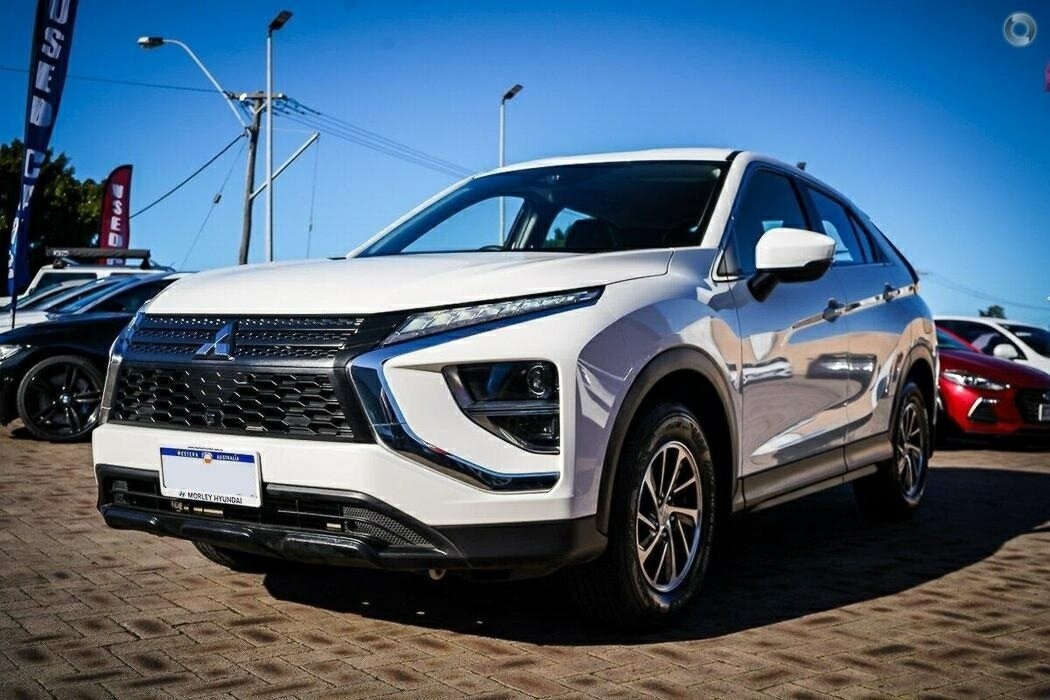 Mitsubishi Eclipse Cross image 4