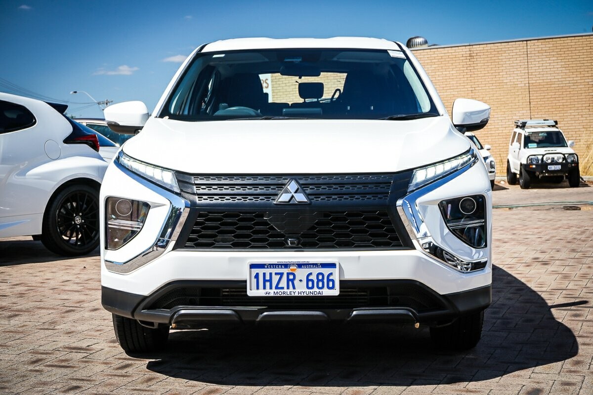 Mitsubishi Eclipse Cross image 3