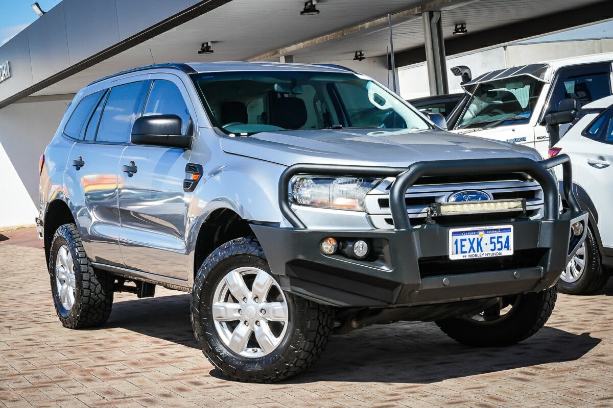 Ford Everest image 1