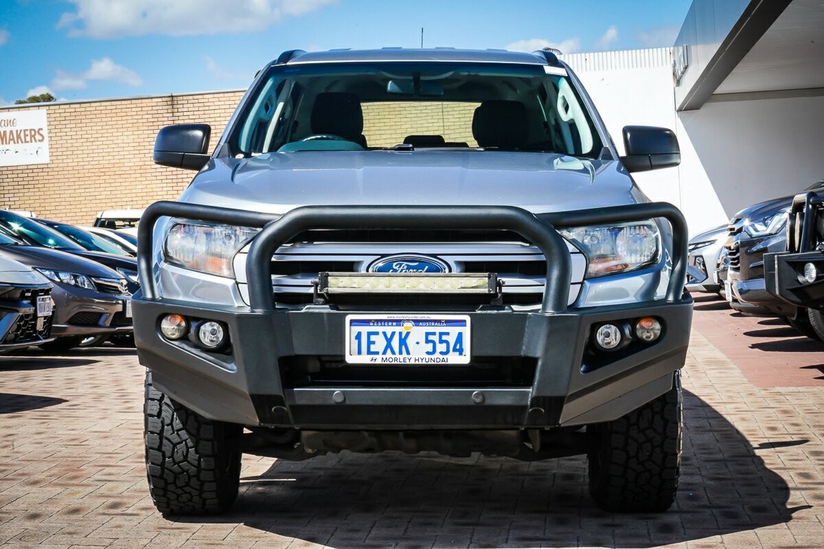 Ford Everest image 3