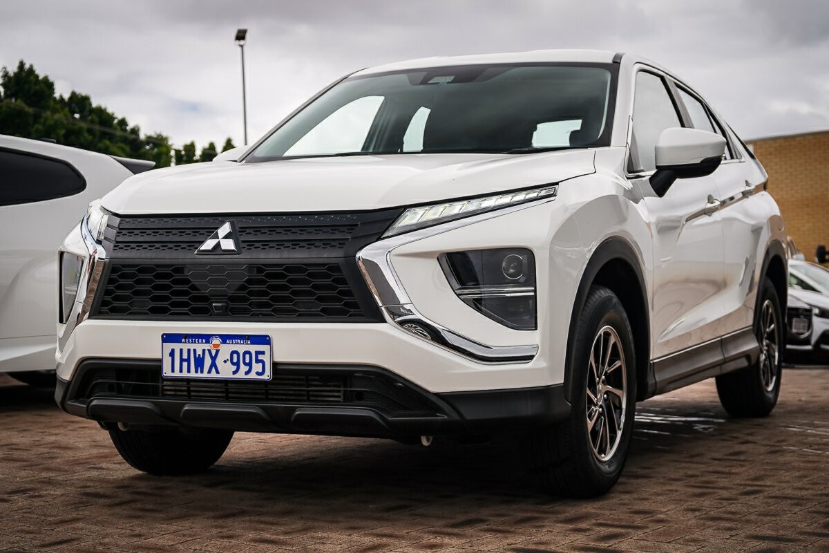 Mitsubishi Eclipse Cross image 4