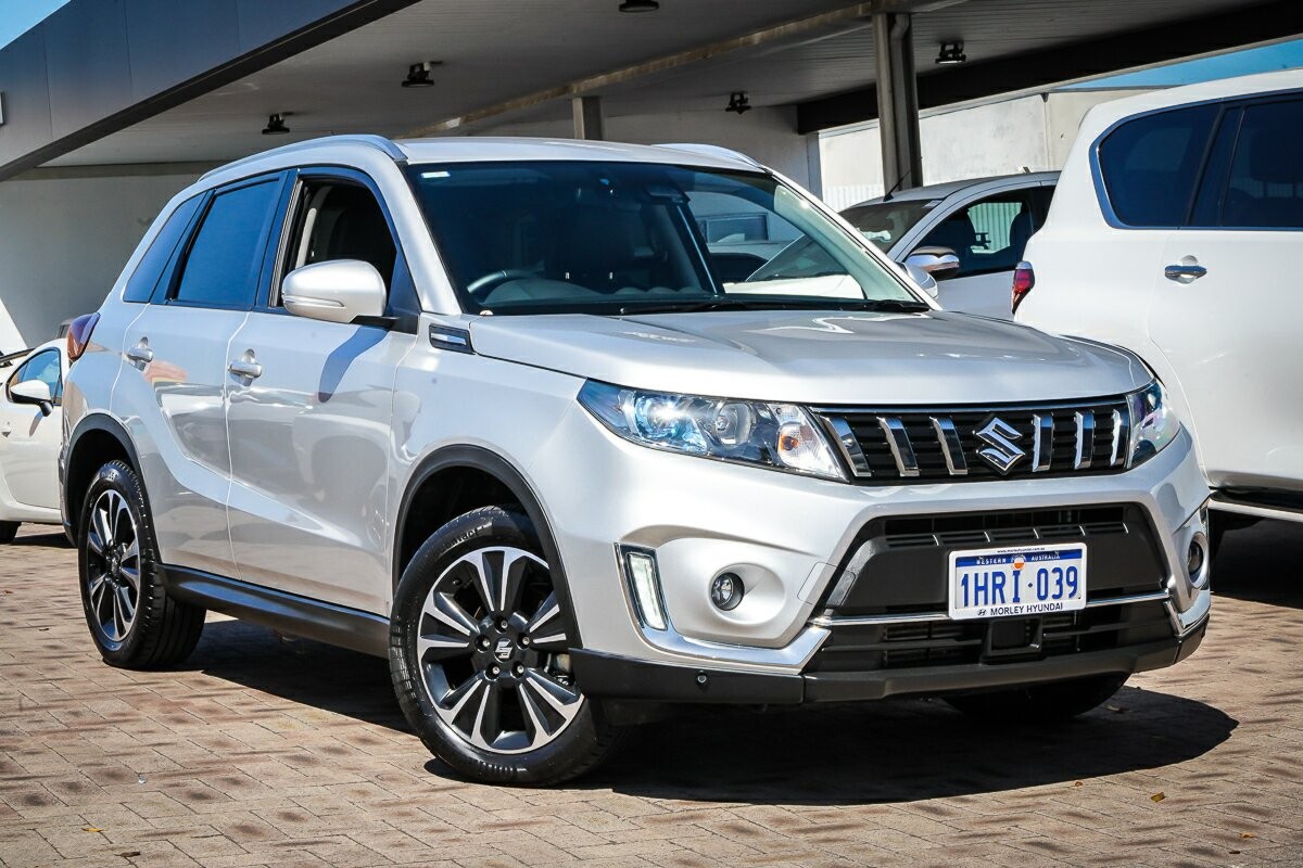 Suzuki Vitara image 1