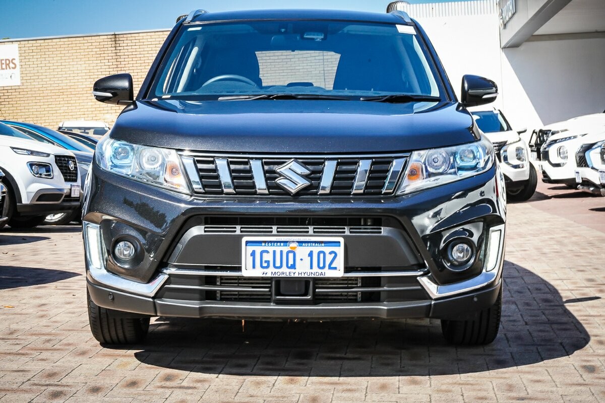 Suzuki Vitara image 3