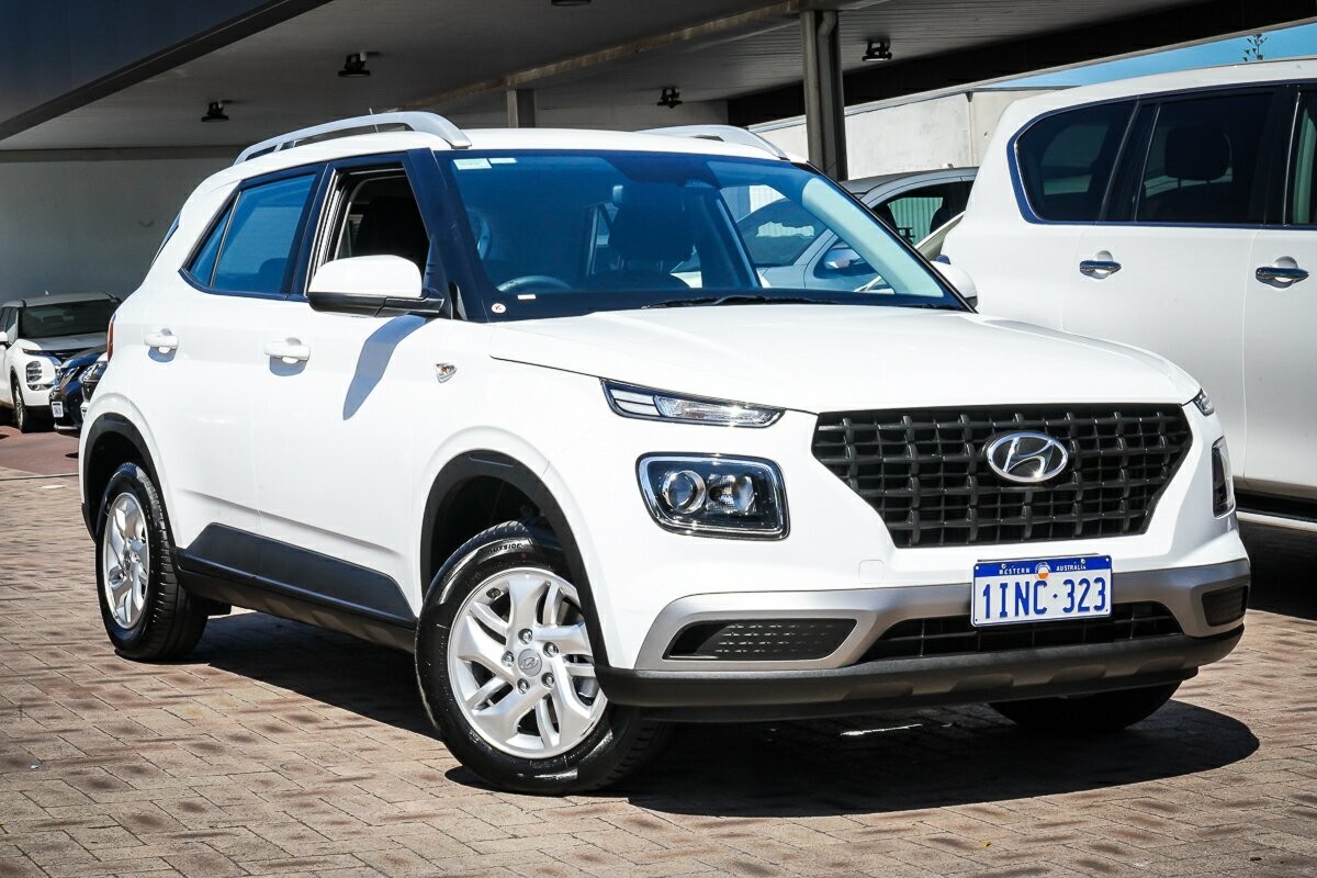 Hyundai Venue image 1