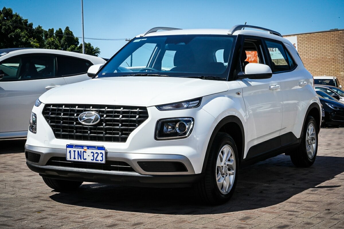 Hyundai Venue image 4