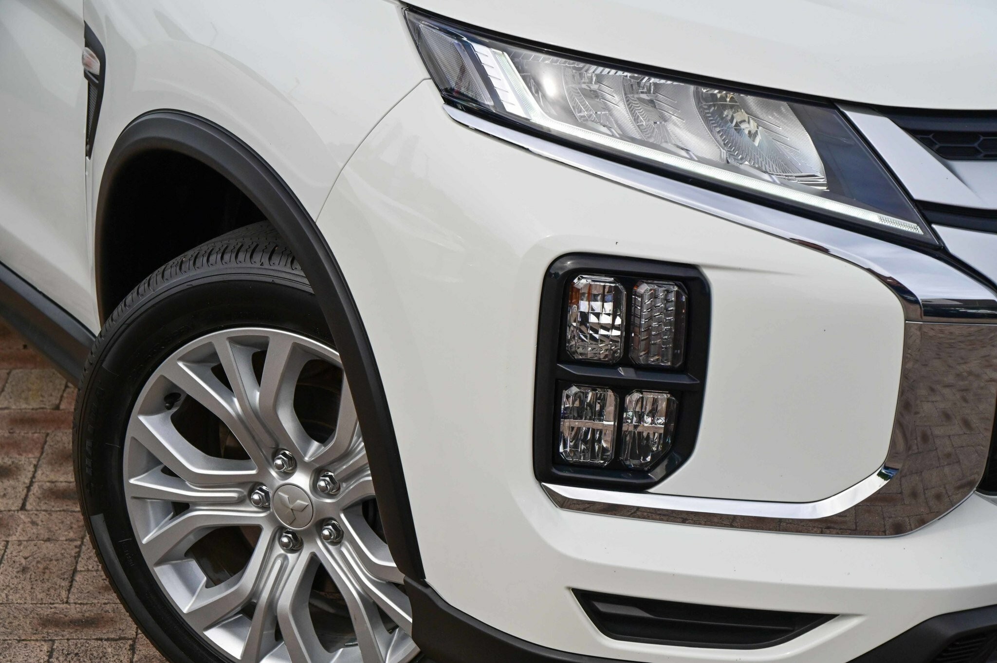 Mitsubishi Asx image 2