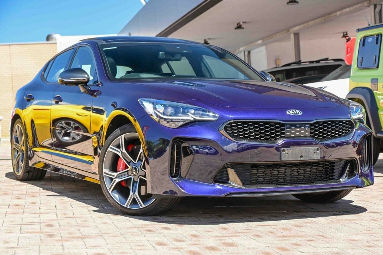 Kia Stinger image 1