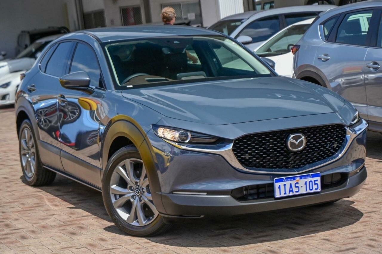 Mazda Cx-30 image 1