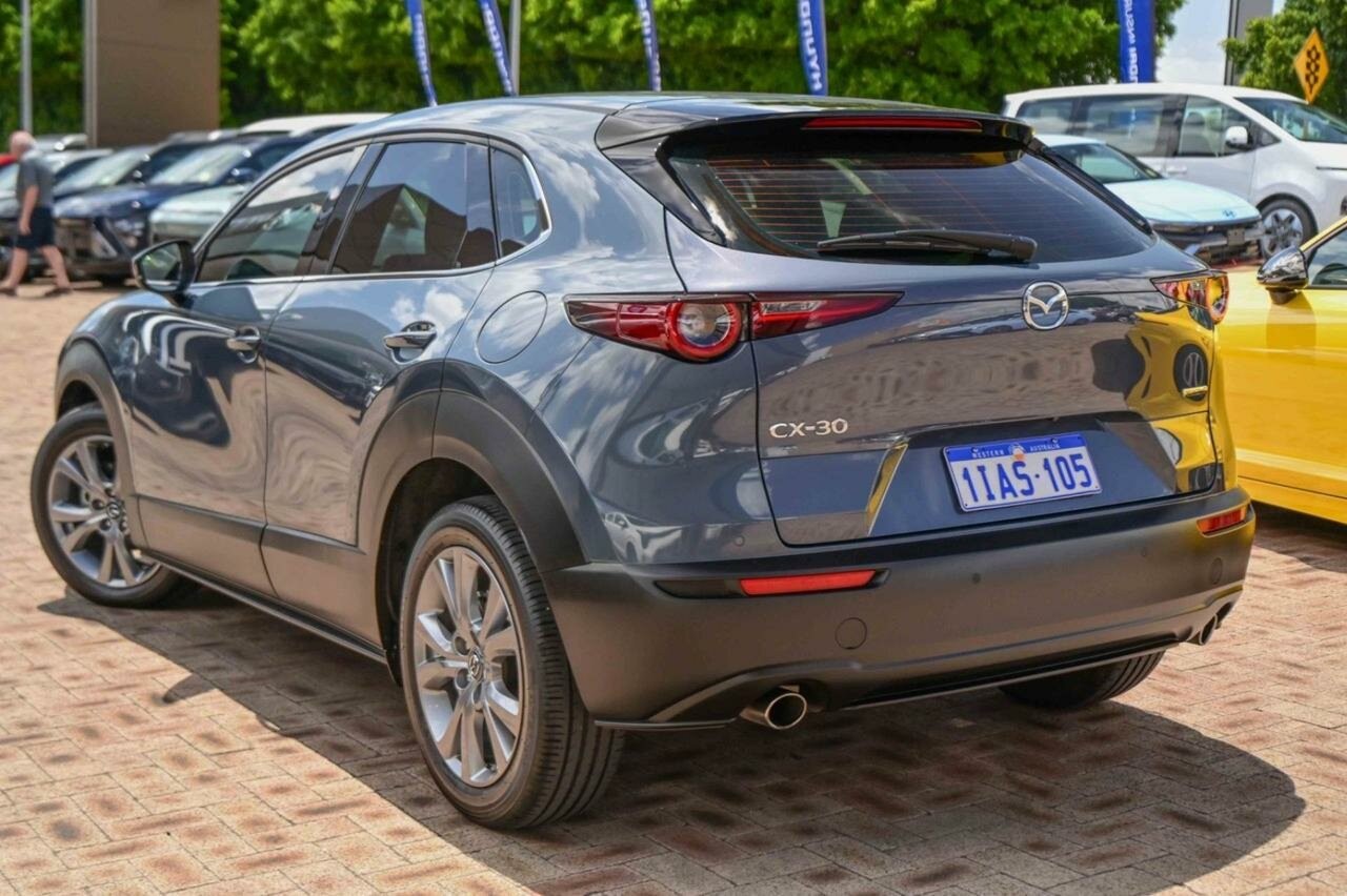 Mazda Cx-30 image 2