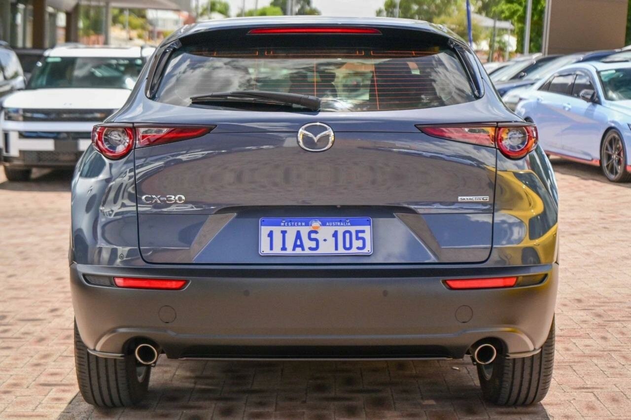 Mazda Cx-30 image 3