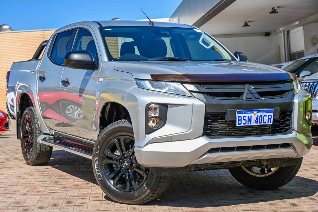 Mitsubishi Triton image 1