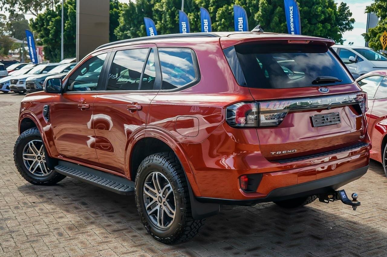 Ford Everest image 2