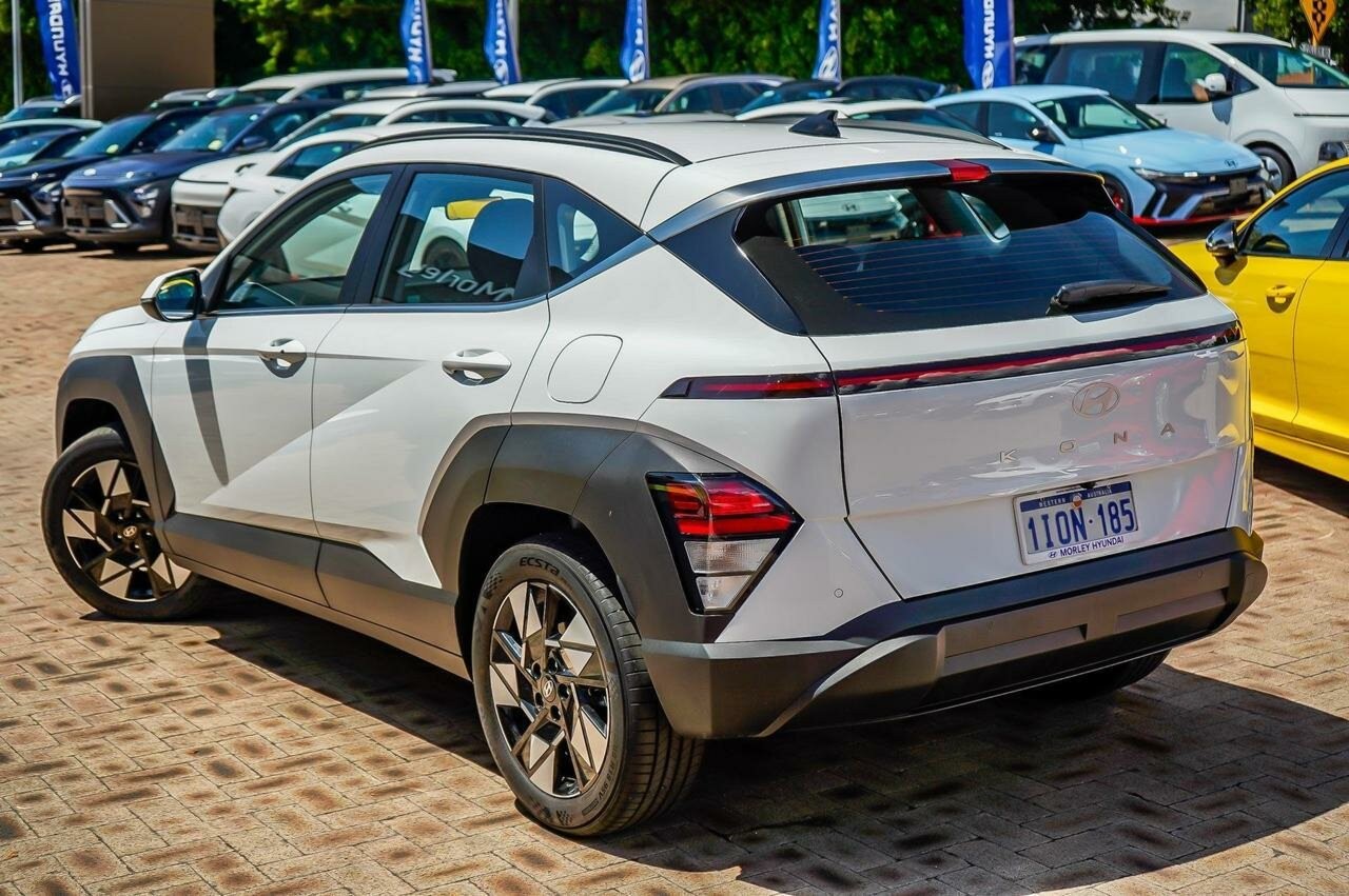 Hyundai Kona image 2