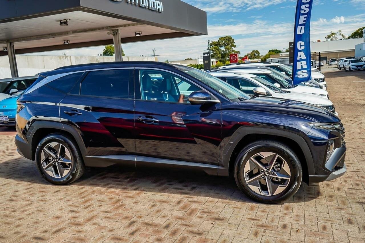 Hyundai Tucson image 3