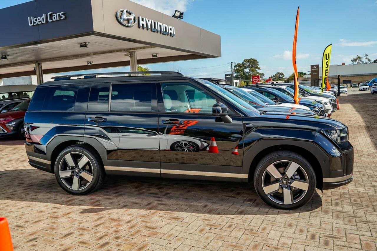 Hyundai Santa Fe image 3