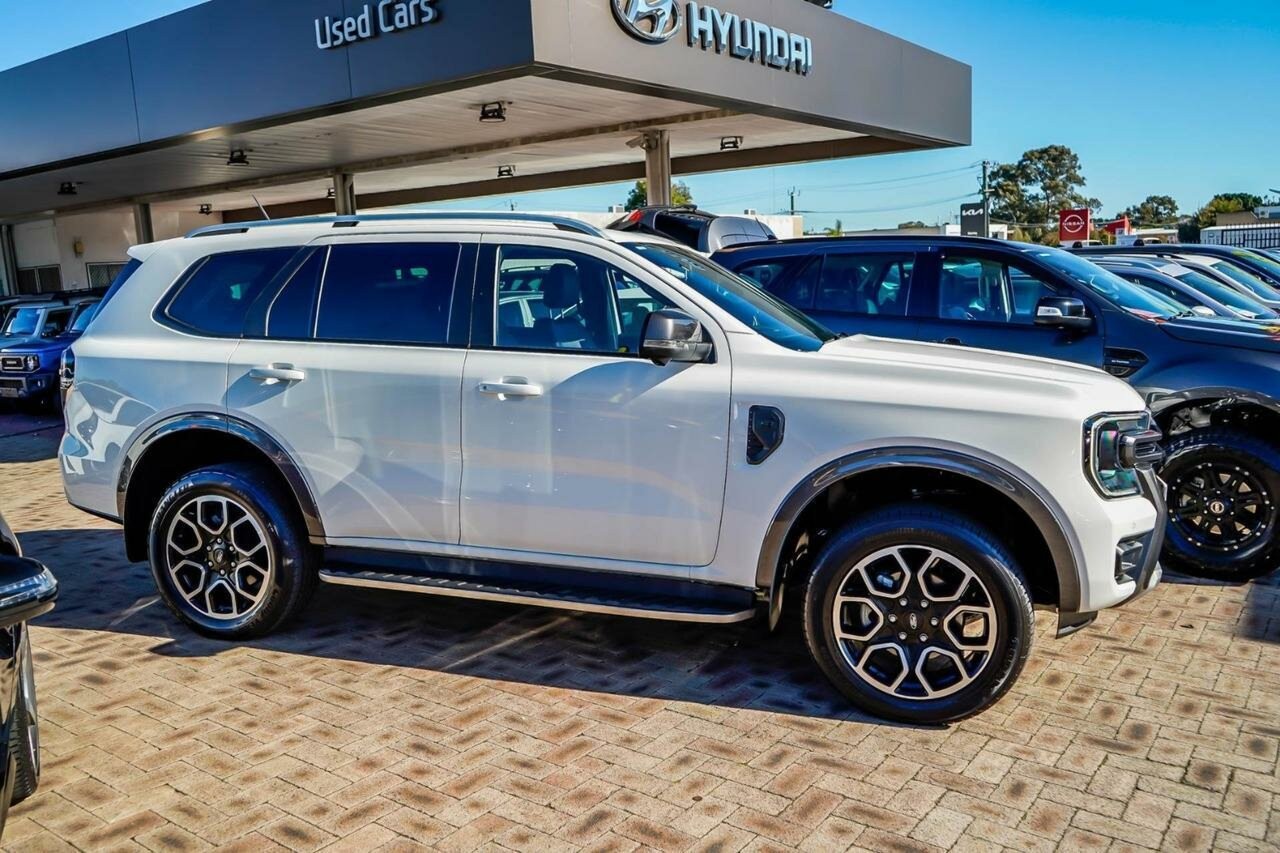 Ford Everest image 3