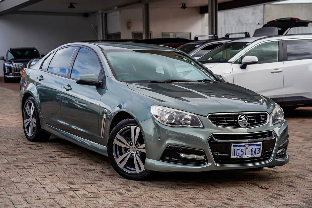 Holden Commodore image 1