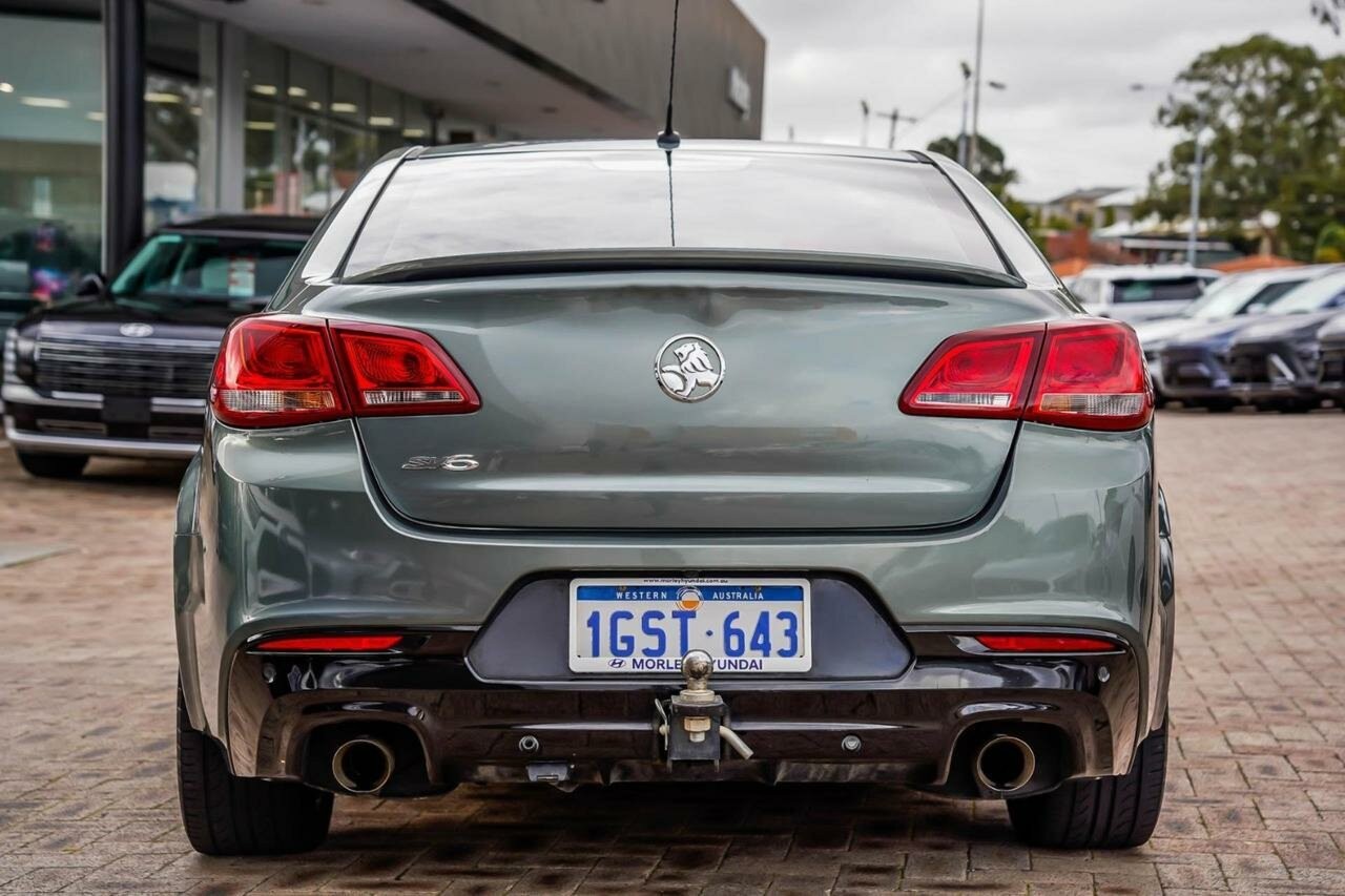 Holden Commodore image 4