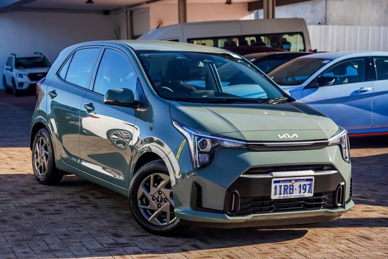 Kia Picanto image 1